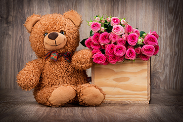 Подарки:игрушки,топперы 