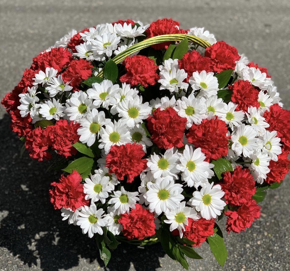 Белое и красное