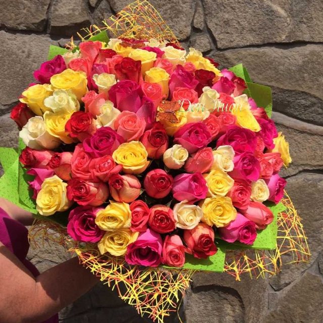 101 роза микс 