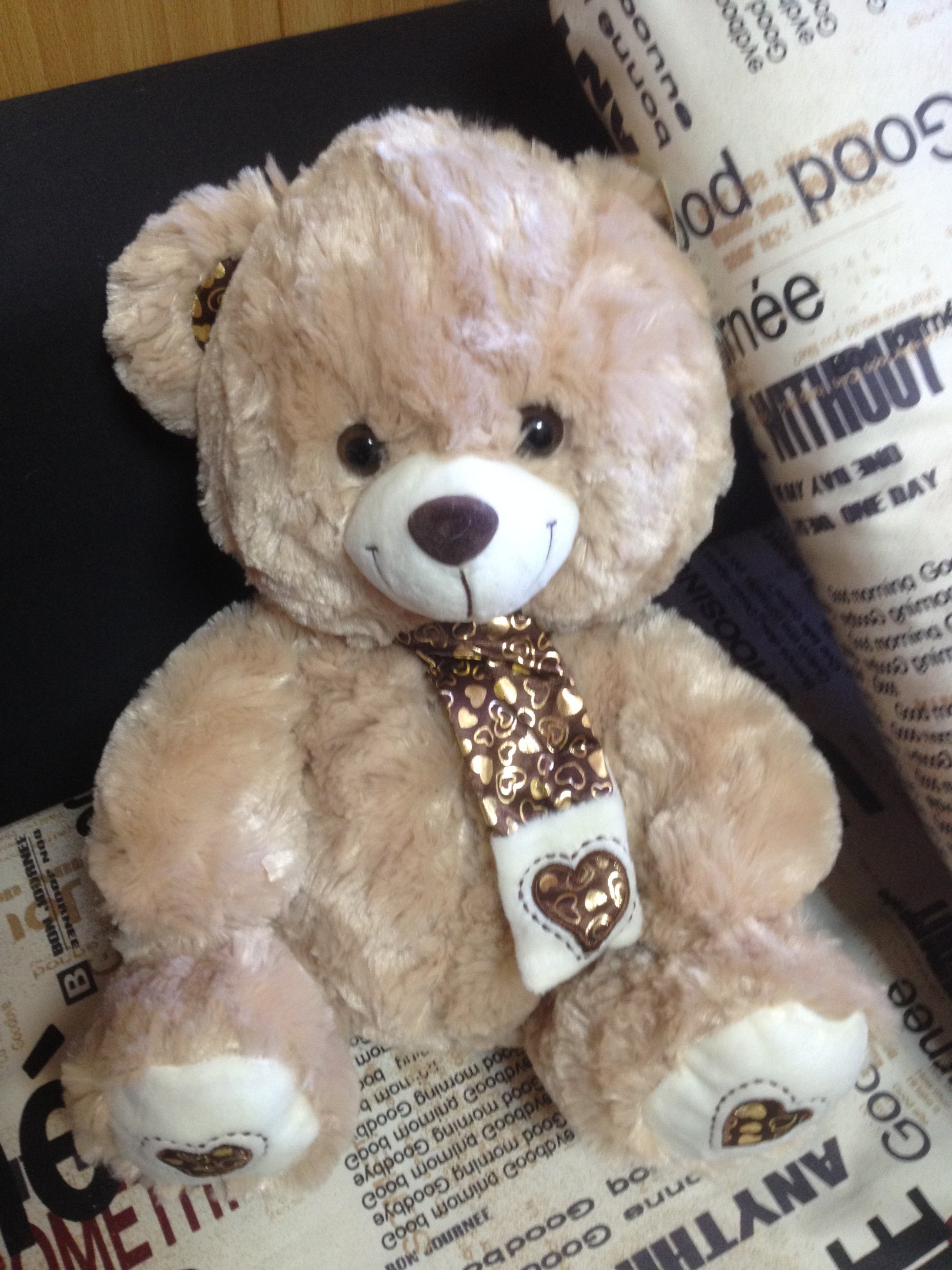 Мишка кофейного цвета с шарфиком