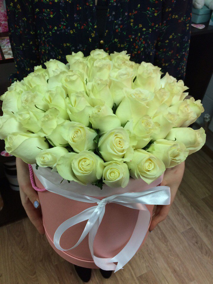 Коробка с 51 роз