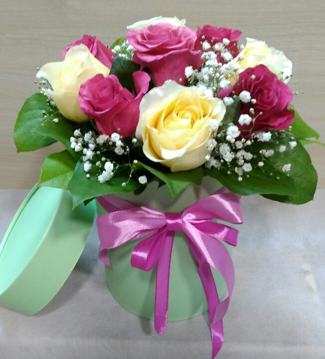 Коробка с 15 роз